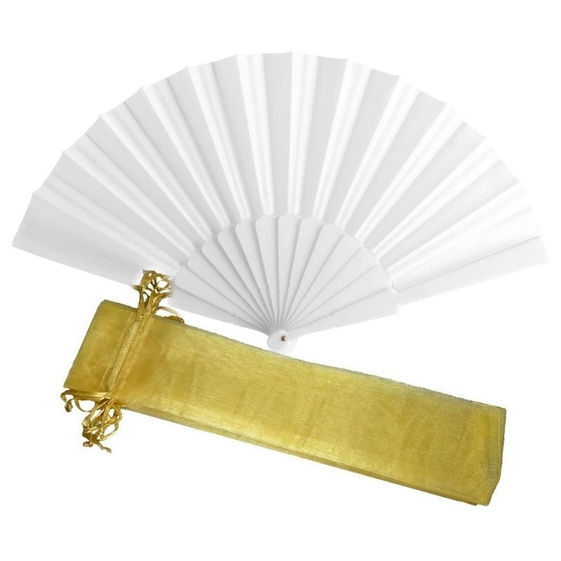 White fan girlfriend White fan girlfriend
