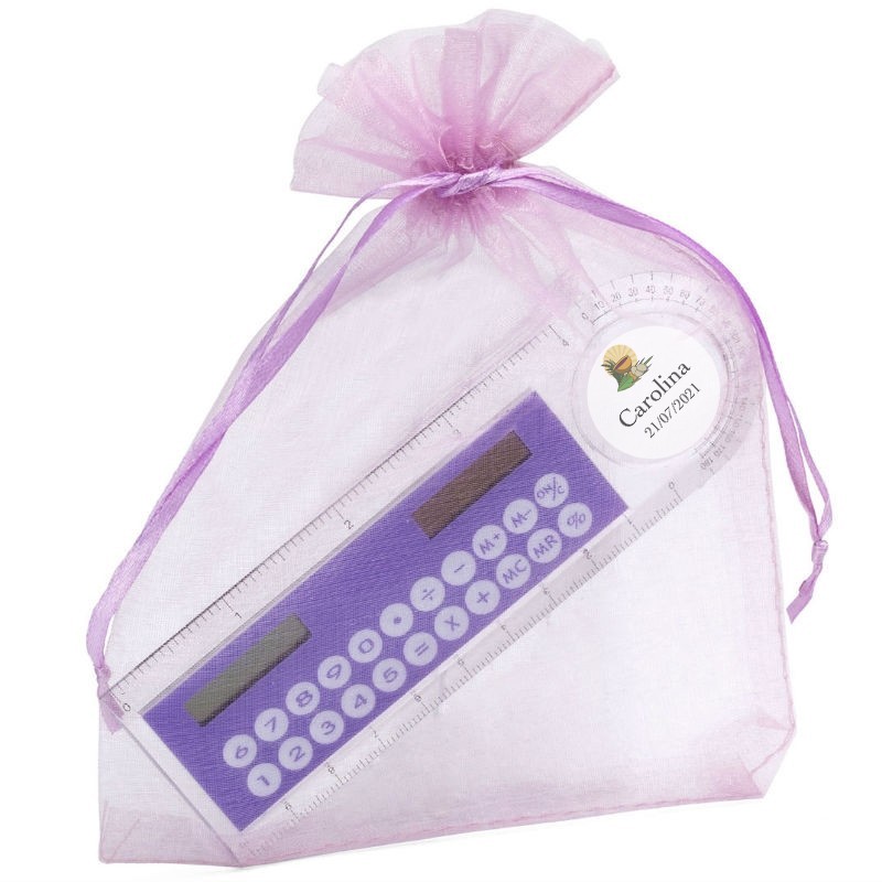 Calculadora solar personalizada para comunión en bolsita de organza