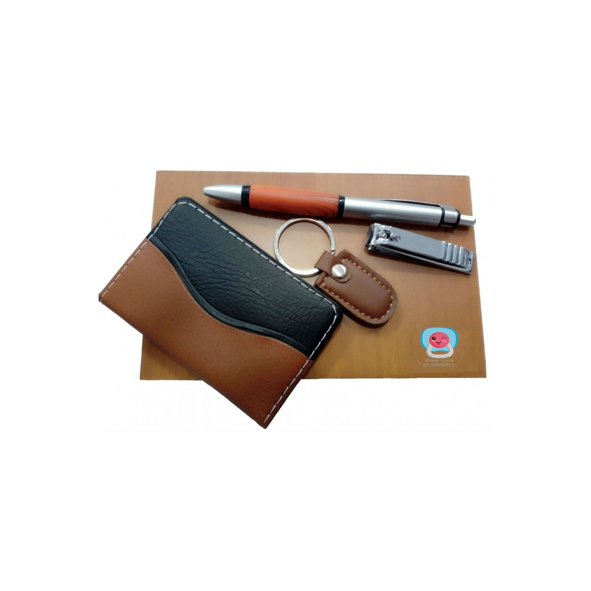 Set de regalo personalizado para hombres invitados a bautizo