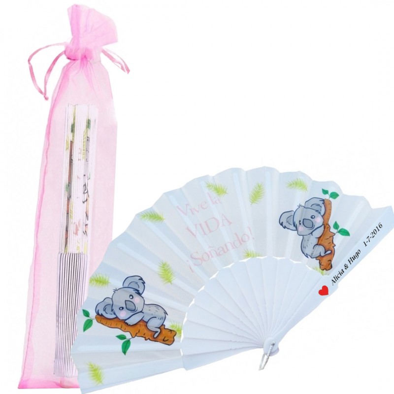 Abanico para invitados personalizado con adhesivo corazón