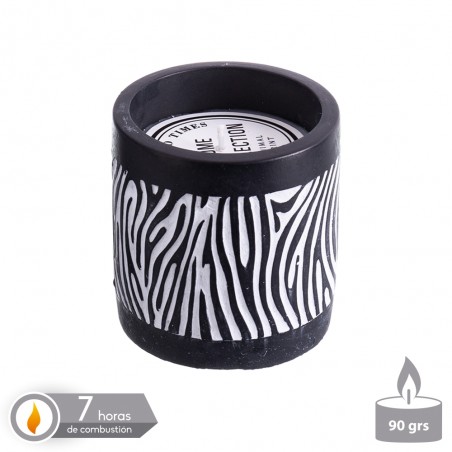 Vela base cemento perfumada zebra 8 x 8 cm