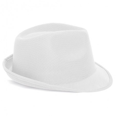 Sombrero blanco para invitados con estilo relajado y actual