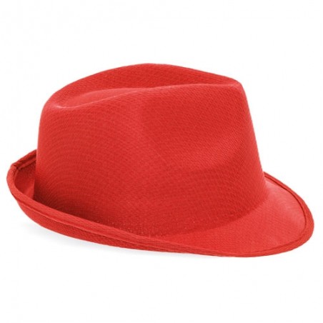 Un sombrero rojo con estilo propio para eventos que se salen del molde