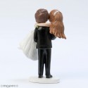 Figura de tarta boda novia en brazos