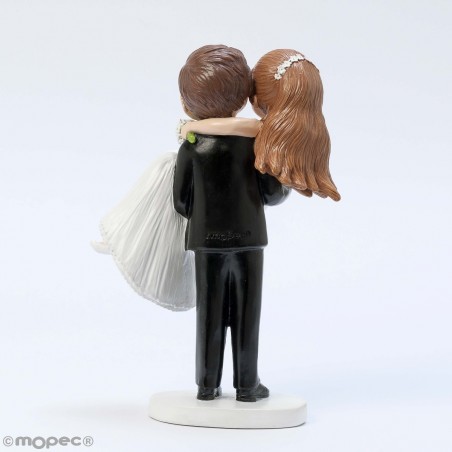 Figura de tarta boda novia en brazos