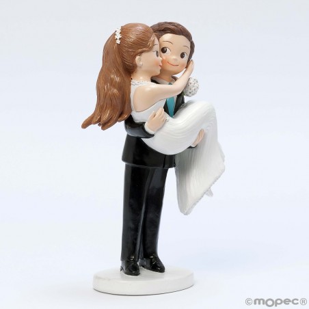 Figura de tarta boda novia en brazos