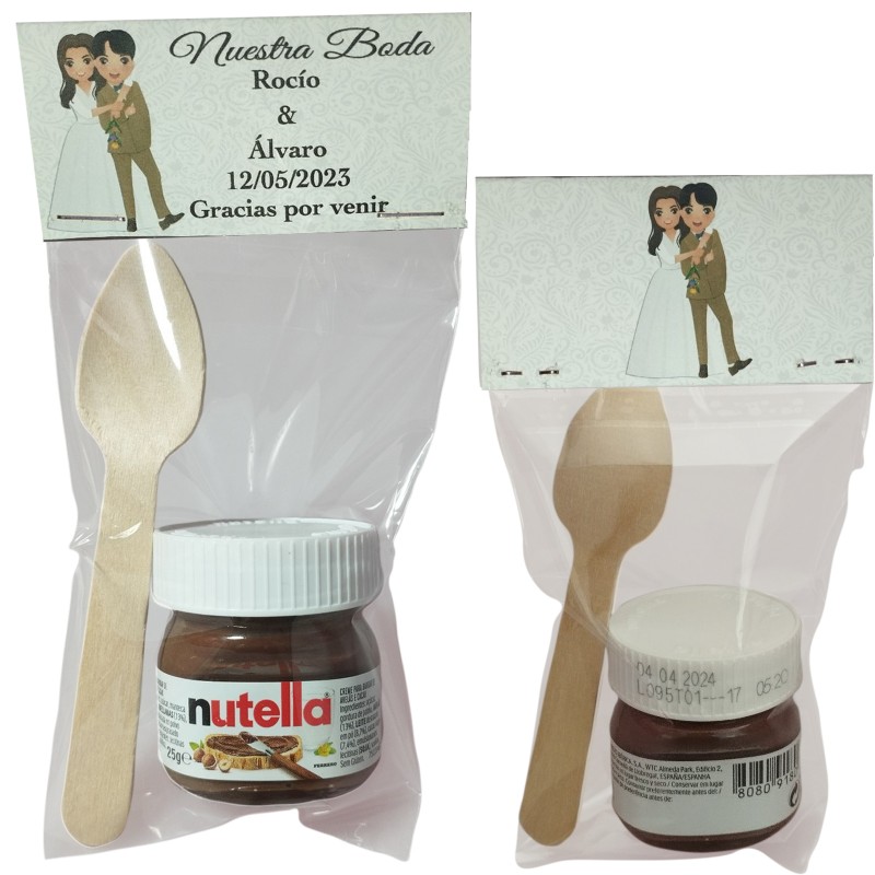 Nutella con Chuchara Presentada en Bolsa Transparente con Cartón Personalizado Nutella con Chuchara Presentada en Bolsa Transparente con Cartón Personalizado