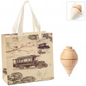Trompo de madera con hilo presentado en bolsa estilo vintage