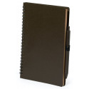 Libreta de hombre color cafe y con adhesivo personalizado con foto de bodas