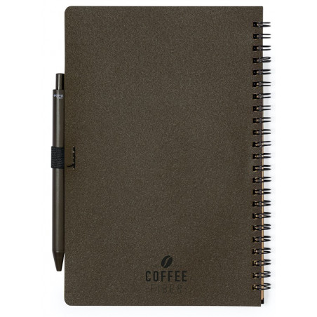 Libreta de hombre color cafe y con adhesivo personalizado con foto de bodas
