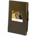 Libreta de hombre color cafe y con adhesivo personalizado con foto de bodas