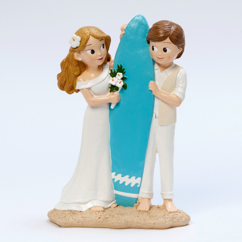 Figura pastel boda en la playa con tabla de surf