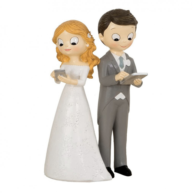 Figura de tartas novios con tecnología
