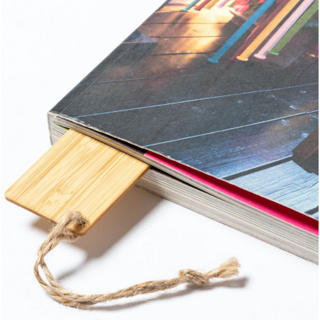 Marcapágina para bautizo original de bambú