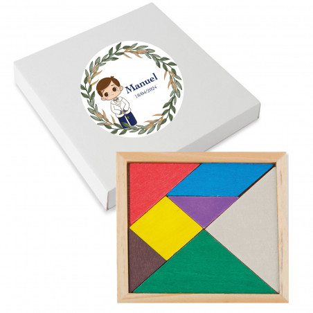 Tangram de madera con caja y adhesivo de comunión de niño