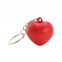 Llavero de corazón y peladillas en bolsa roja con adhesivo personalizado