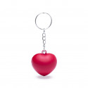 Llavero de corazón y peladillas en bolsa roja con adhesivo personalizado