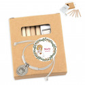 Caja de lápices de colores personalizada y pulsera comunión niña