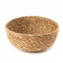 Cesta de mimbre trenzada