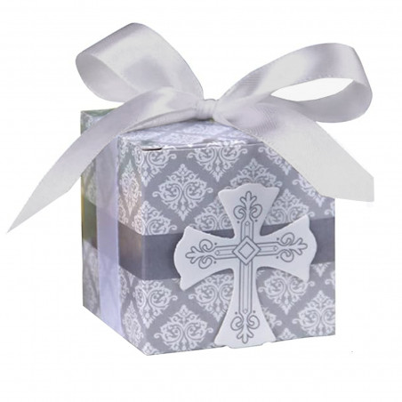 Caja cuadrada con tapa de cartón con cruz decorativa