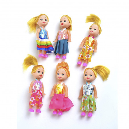 Muñeca Pequeña De Juguete