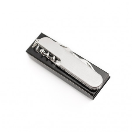 Navaja multiusos presentada en caja