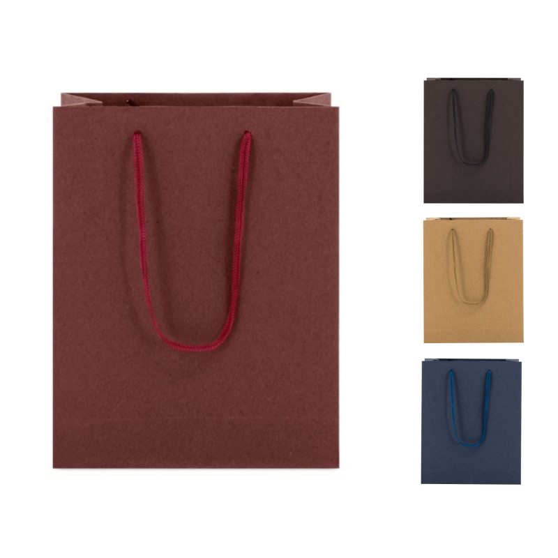 Bolsas de cartoncillo con asa de cordón: resistentes y con estilo sencillo para tus eventos