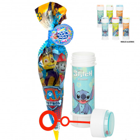 Cono de chuches con pompero stitch para detalles