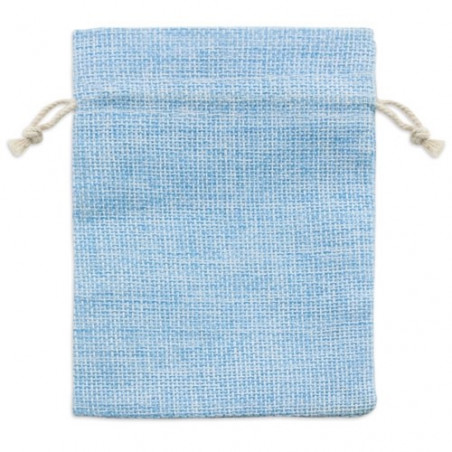 Llavero de bambú con bordes metálicos en forma de ángel en bolsa celeste con adhesivo para bautizos