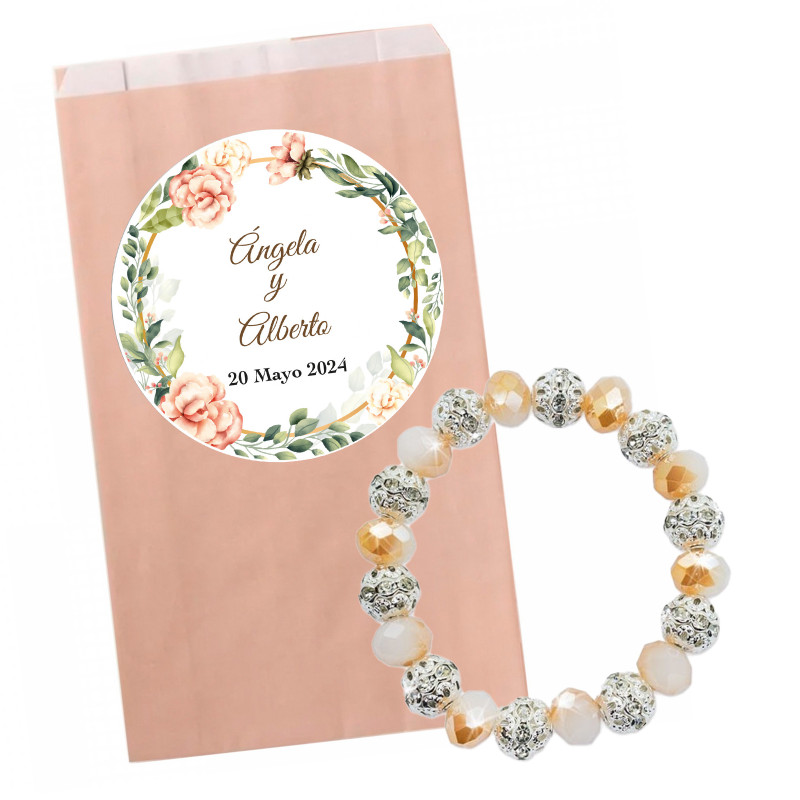 Pulsera brillante en sobre de papel rosa pastel con adhesivo floral personalizable