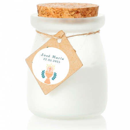 Vela aromática con tarjeta personalizada con diseño cáliz para detalles primera comunión
