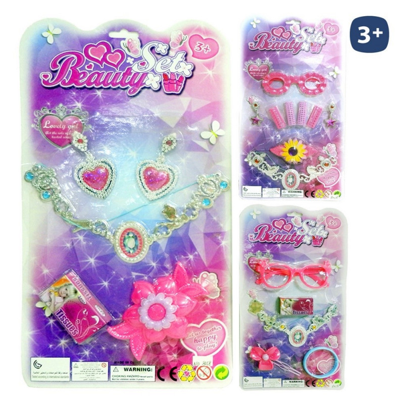 Set de belleza con collar metalizado y accesorios