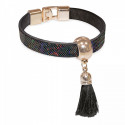 Pulsera negra con borla y bombón metalizado en estuche de presentación con adhesivo para bodas