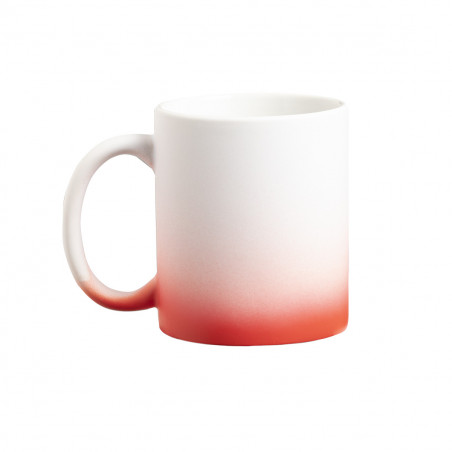 Taza sublimación de acabado mate roja con adhesivo novios diseño lineal para detalles bodas