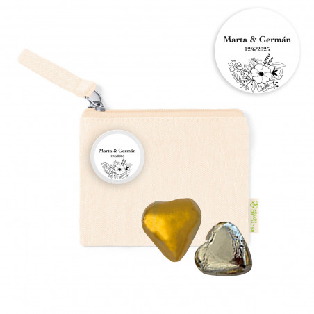 Monedero personalizado con chapa y dos bombones para detalles de eventos