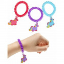 Pulsera unicornio en sobre kraft rosa con adhesivo personalizable para regalar