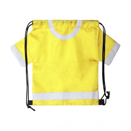 Mochila saco en forma de camiseta y bidón amarillo para bebida con adhesivo para amigos