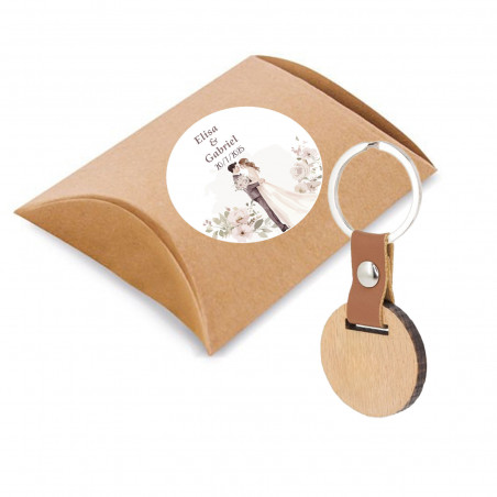 Llavero de madera para boda en caja de cartón kraft con adhesivo personalizado