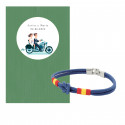 Pulsera con nudo marinero en sobre de kraft verde con adhesivo de boda personalizado