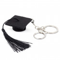 Llavero con birrete de graduación
