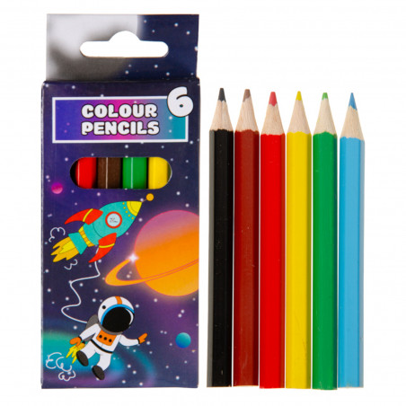 Lápices de colores en caja espacial